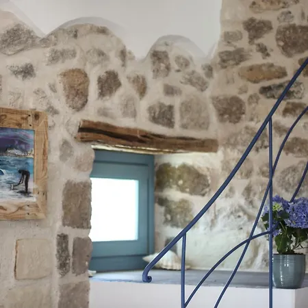 Guest house Domos Mi & Ro