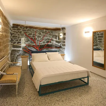 Domos Mi & Ro Pensjonat